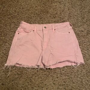 Old Navy size 10 pink jean shorts, straight style, distressed frayed hem